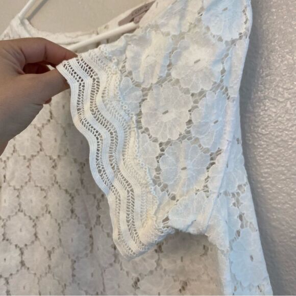 LOFT white lace crochet semi sheer crewneck blouse
top cotton nylon beachy M - Picture 5 of 9